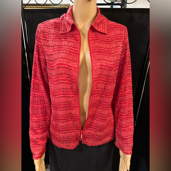 Draper’s & Damon’s petites zip up top (red w/sequins) Sz PM - Picture 3 of 10